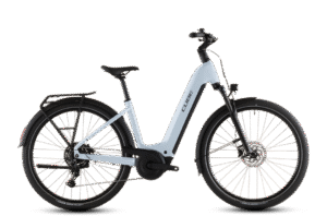 Cube Touring Hybrid ONE 600